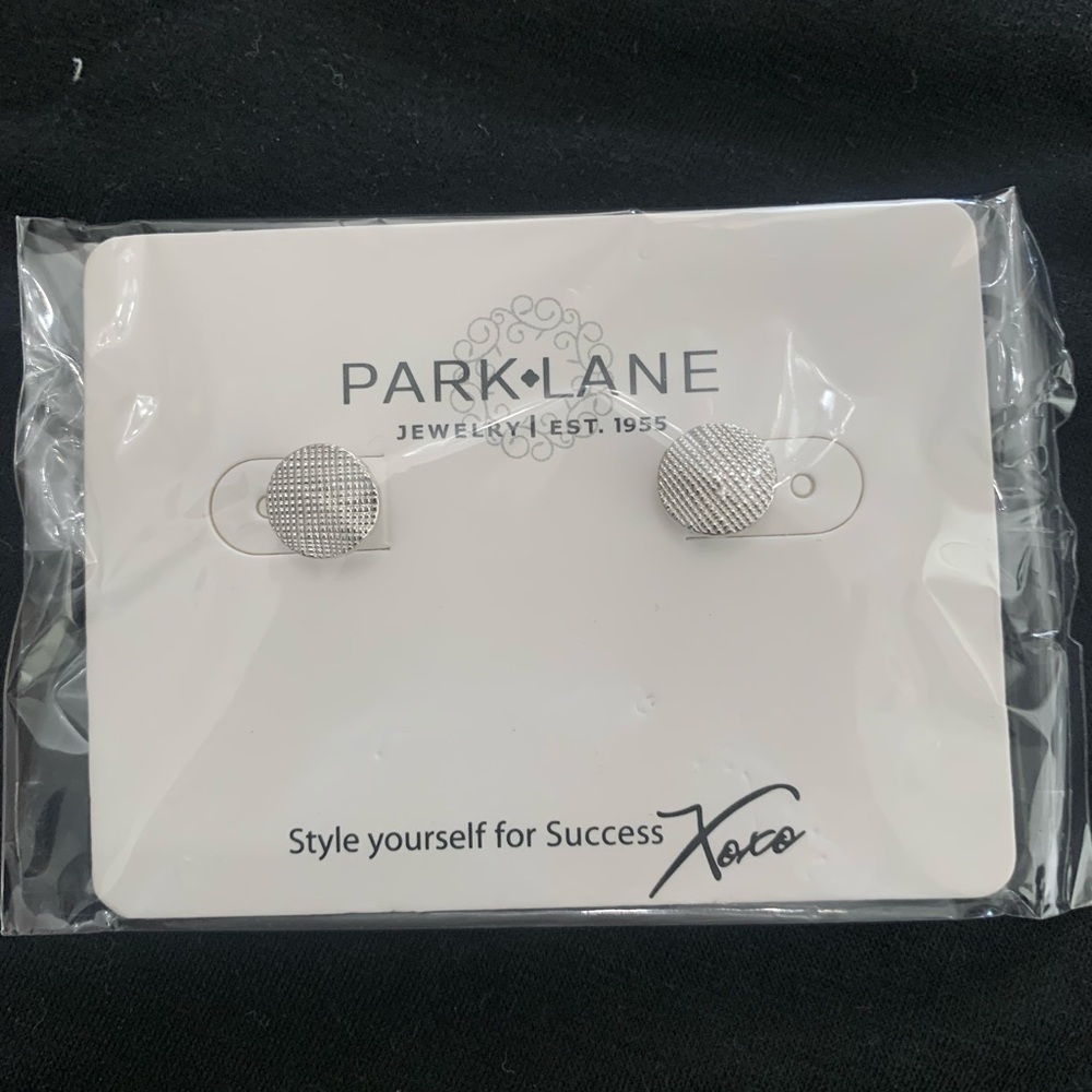 Park Lane silver dot earrings